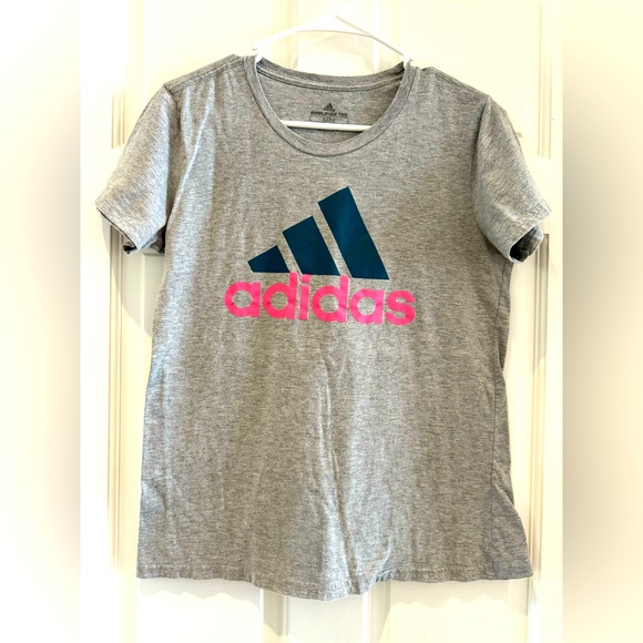 adidas Tops - Adidas Women’s Crewneck Amplifier Tee - Grey w Pink/Blue Logo - Size M